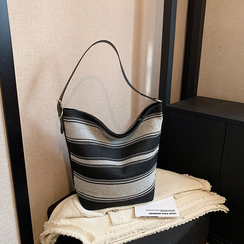 Chic Striped Shoulder Bag For Women