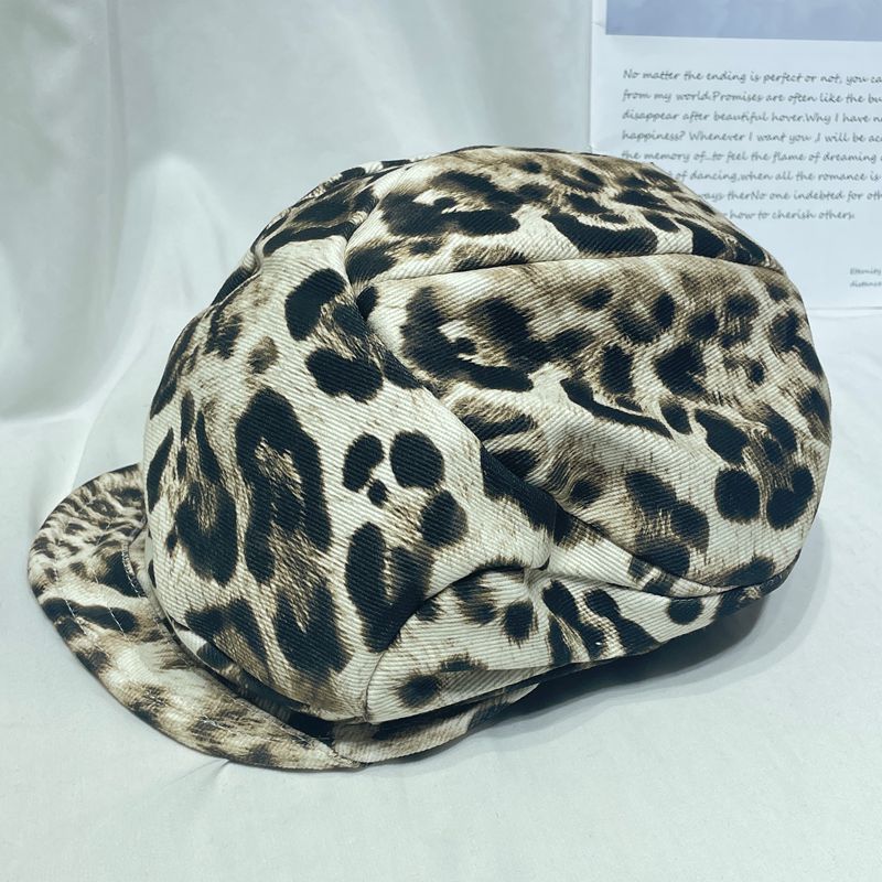 Ženska beretka s leopard printom retro stil